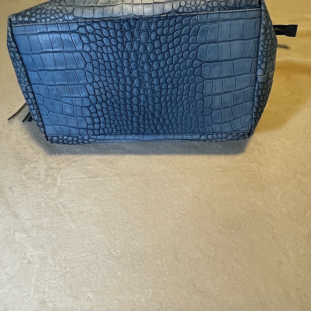 Laurel Blue Croc Embossed Leather Shoulder Bag Tassel Accent - Picture 3 of 6